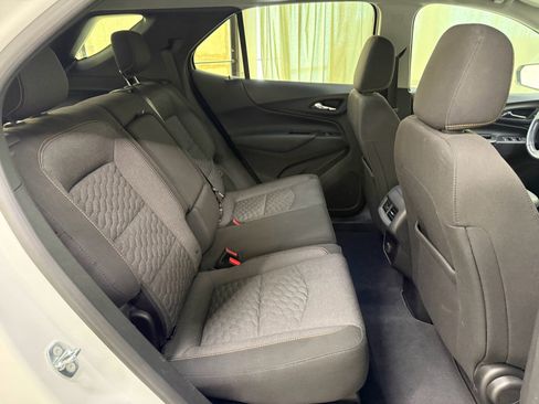 Used 2018 Chevrolet Equinox LT FWD image 20
