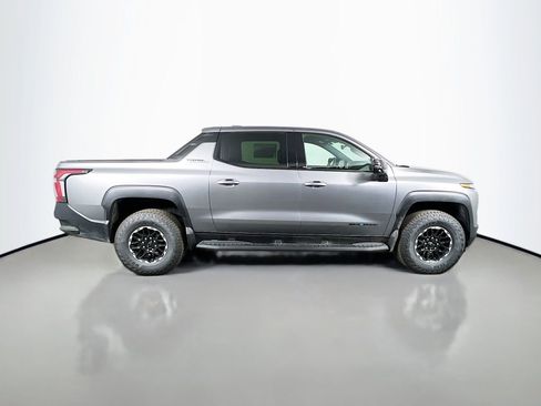 New 2026 Chevrolet Silverado EV Trail Boss image 4