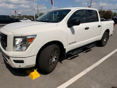 Used 2023 Nissan Titan SV w/ SV Convenience Package