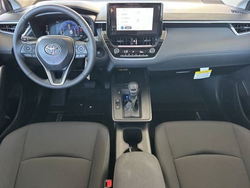 New 2026 Toyota Corolla Cross LE FWD image 9