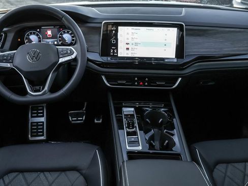 New 2026 Volkswagen Atlas SEL Premium R-Line image 36