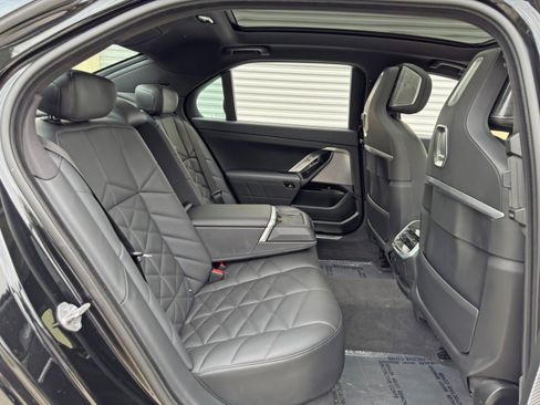 Used 2023 BMW 740i RWD image 50