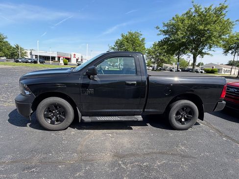 Used 2022 RAM 1500 Tradesman w/ Popular Equipment Group AWD/4WD image 2
