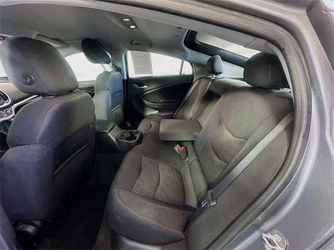 Used 2018 Chevrolet Volt LT image 22
