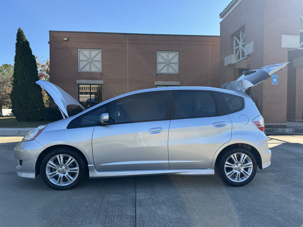 Used 2011 Honda Fit Sport image 38