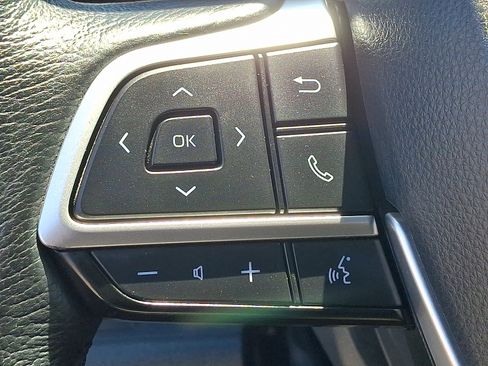 Used 2023 Toyota Sienna XLE AWD/4WD image 22
