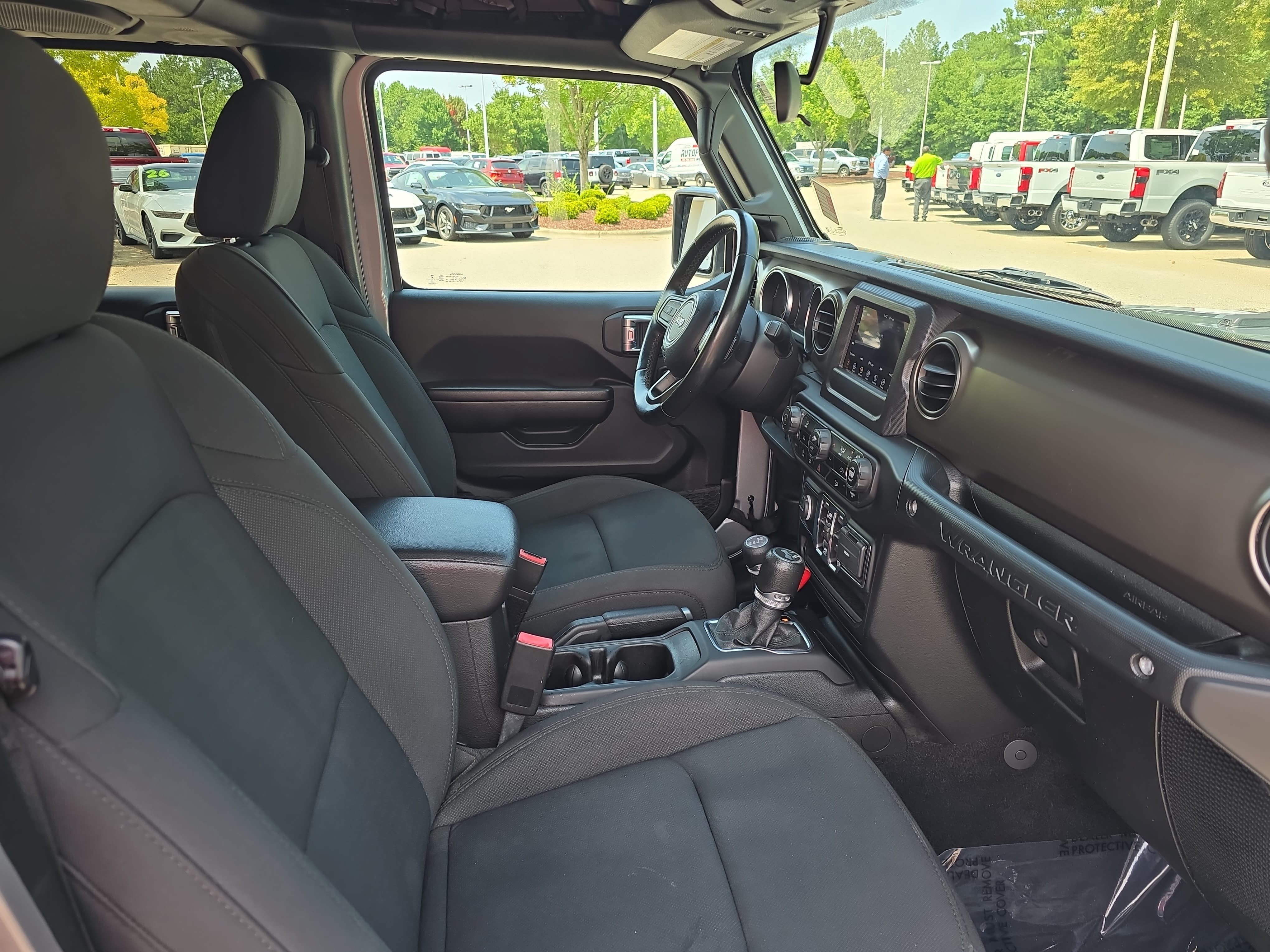 Used 2021 Jeep Wrangler Unlimited Sport AWD/4WD image 10