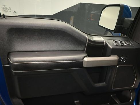 Used 2017 Ford F150 Raptor w/ Equipment Group 802A Luxury AWD/4WD image 9