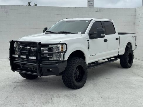 Used 2019 Ford F250 XLT AWD/4WD image 9
