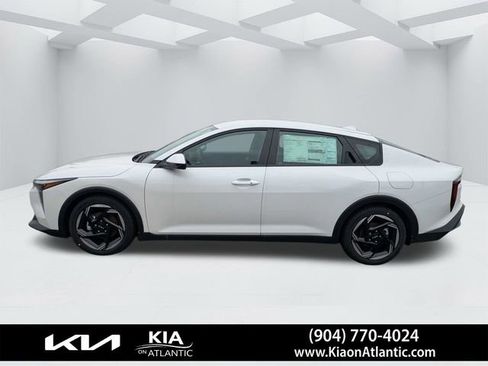 New 2025 Kia K4 EX FWD image 6