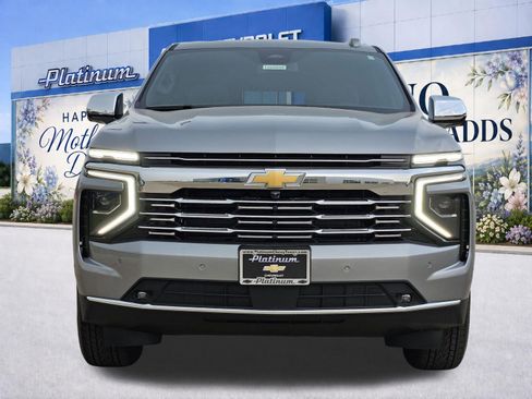 New 2026 Chevrolet Suburban Premier AWD/4WD image 6