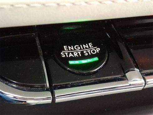 Used 2022 Lincoln Nautilus Black Label image 24