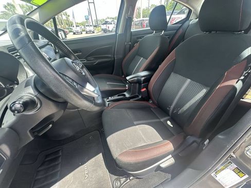 Used 2024 Nissan Versa SR FWD image 19