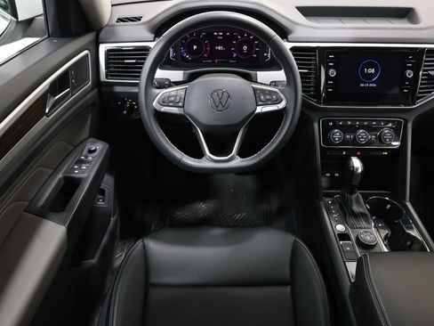 Certified 2023 Volkswagen Atlas SE AWD/4WD image 16