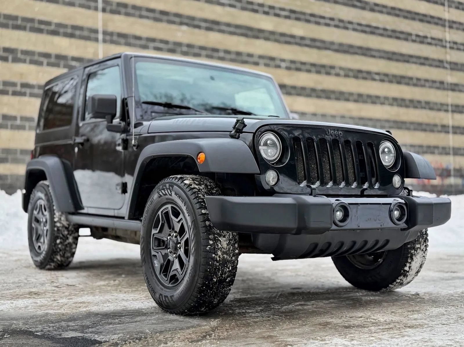 Used 2015 Jeep Wrangler Sport AWD/4WD image 5