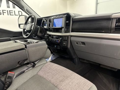 Certified 2024 Ford F250 XLT image 11