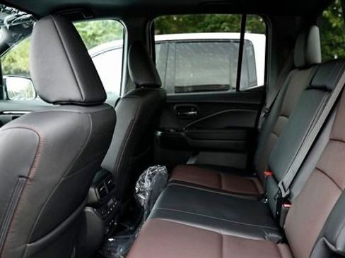 New 2026 Honda Ridgeline Black Edition image 33