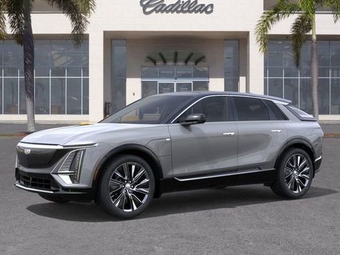 New 2025 Cadillac Lyriq Luxury w/ LPO, Floor Liner Package image 2