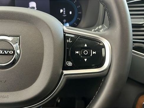 Certified 2023 Volvo XC90 B6 Plus image 11