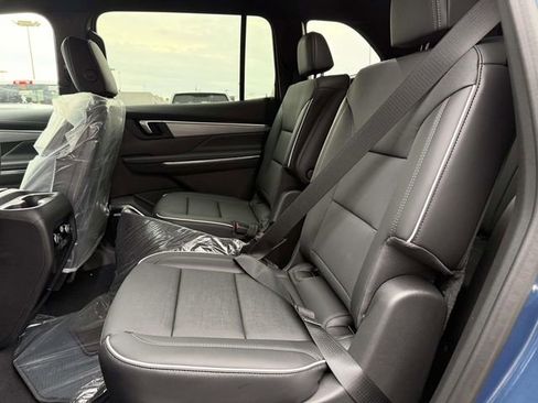 New 2026 Buick Enclave Preferred w/ Power Package image 7