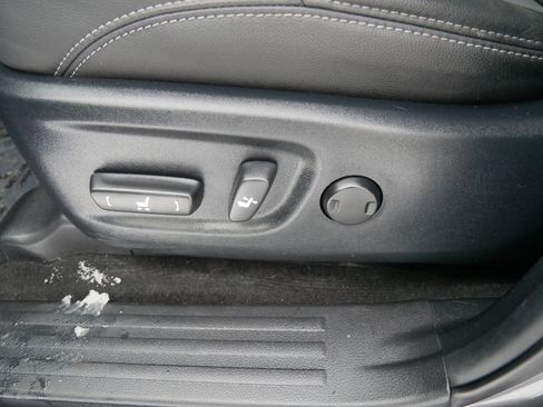 Used 2020 Toyota 4Runner SR5 Premium w/ Moonroof Package image 19