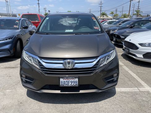 Used 2018 Honda Odyssey EX-L image 3