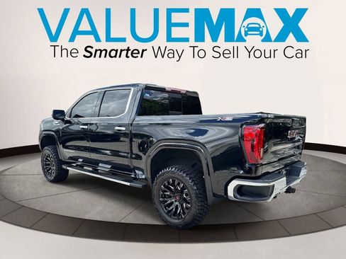Used 2022 GMC Sierra 1500 SLT w/ SLT Premium Plus Package AWD/4WD image 6