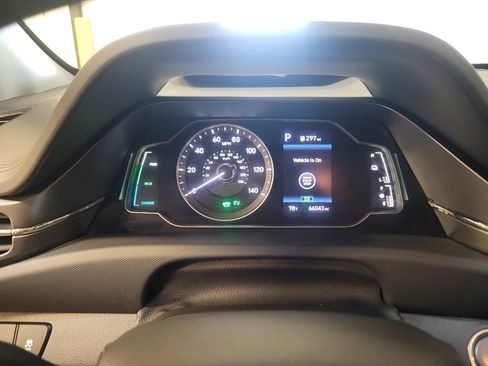 Used 2020 Hyundai Ioniq Blue image 23