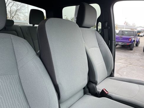 Used 2024 RAM 2500 Big Horn w/ Bed Utility Group image 43