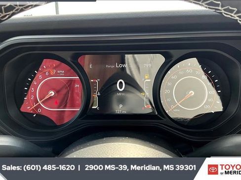 Used 2025 Jeep Gladiator Mojave image 14