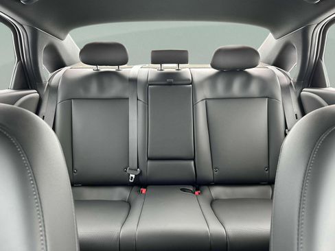 New 2025 Hyundai Ioniq 6 Limited image 16