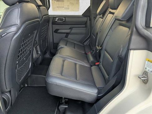 New 2025 Ford Bronco Badlands image 14