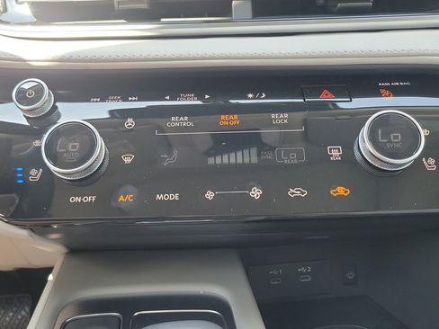 New 2027 INFINITI QX60 Luxe AWD/4WD image 10