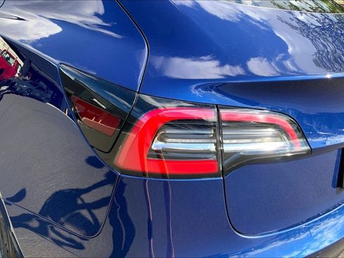 Used 2019 Tesla Model 3 image 28