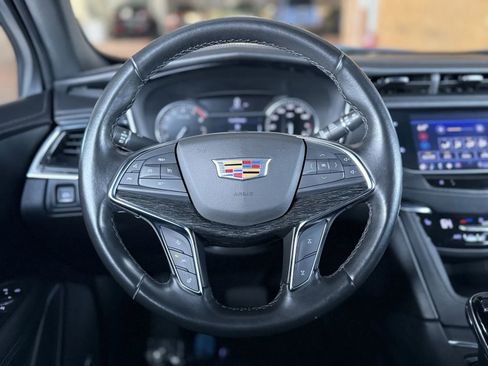Used 2022 Cadillac XT5 Premium Luxury AWD/4WD image 21