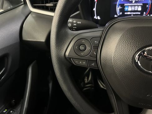 Used 2026 Toyota Corolla LE image 29