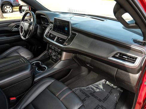 Used 2022 Chevrolet Tahoe RST w/ Sport Performance Package AWD/4WD image 11