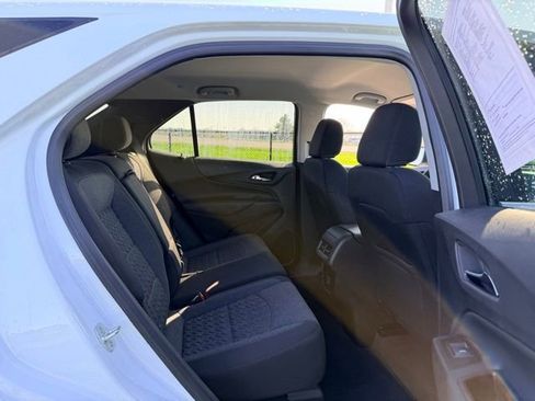 Used 2024 Chevrolet Equinox LT image 9