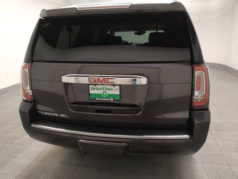 Used 2017 GMC Yukon XL Denali w/ Open Road Package AWD/4WD image 7