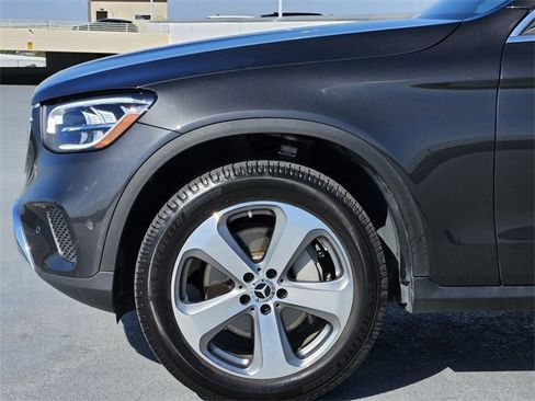 Used 2022 Mercedes-Benz GLC 300 GLC 300 image 9