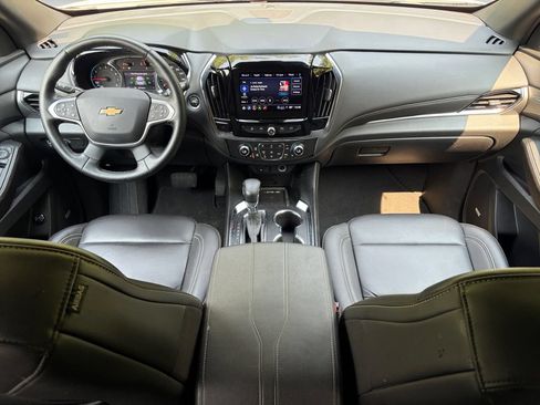 Used 2023 Chevrolet Traverse LT w/ LT Premium Package AWD/4WD image 23