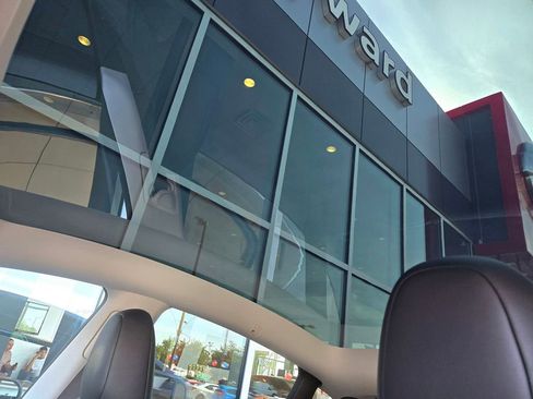 Used 2023 Tesla Model Y Long Range image 16