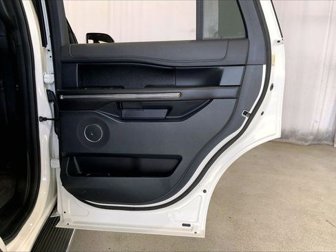 Used 2020 Ford Expedition XLT w/ Equipment Group 202A image 23