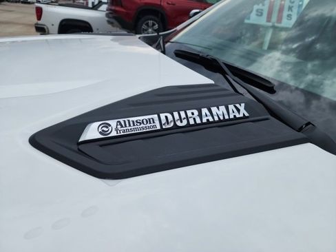 New 2025 Chevrolet Silverado 2500 LT w/ Z71 Chrome Sport Edition image 12