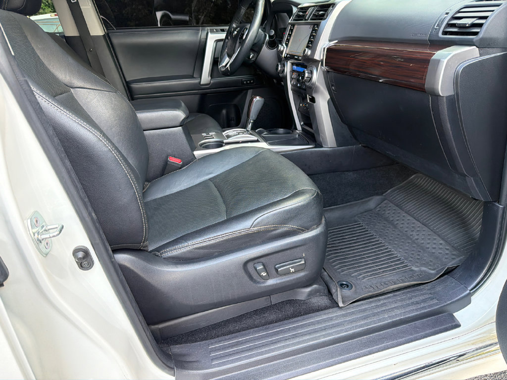 Used 2023 Toyota 4Runner Limited RWD image 13