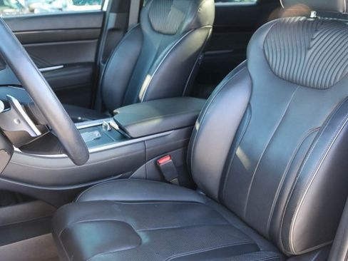 Used 2024 Hyundai Palisade Calligraphy image 12