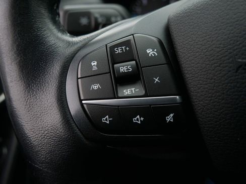 Certified 2020 Ford Explorer XLT w/ Equipment Group 202A AWD/4WD image 20