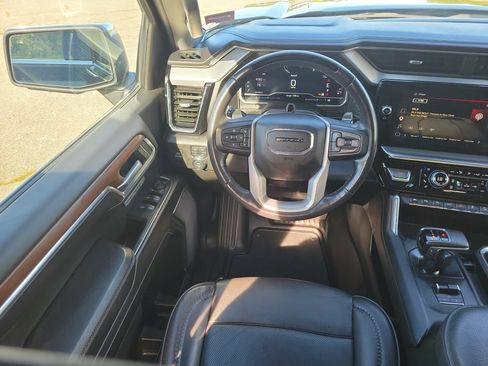Used 2023 GMC Sierra 1500 Denali AWD/4WD image 19