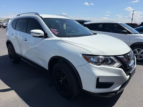 Used 2020 Nissan Rogue SV AWD/4WD image 2