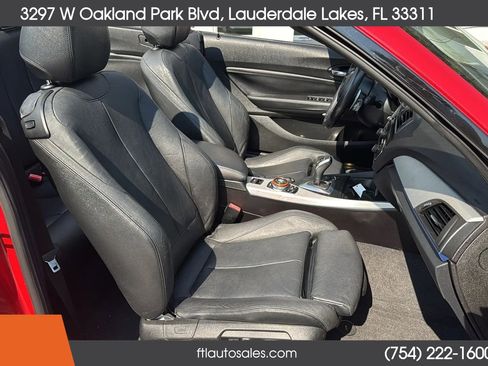 Used 2016 BMW M235i Convertible image 33